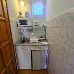 Napfeny Apartmanhaz דירה