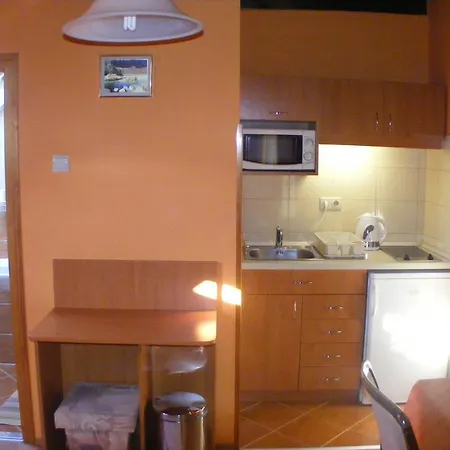 Napfény Apartman *