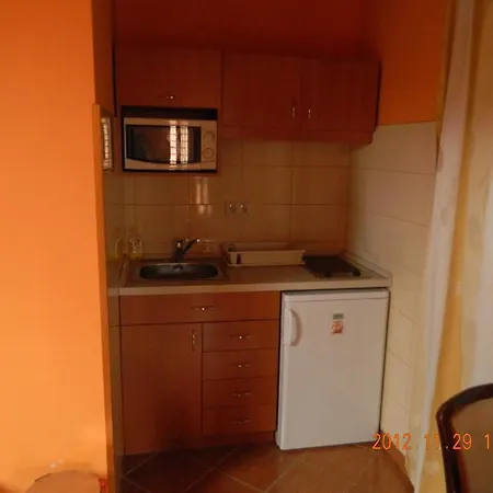 Apartament Napfeny Apartmanhaz *