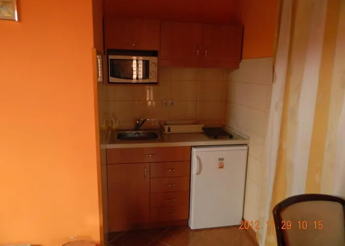 Lägenhet Napfeny Apartmanhaz *