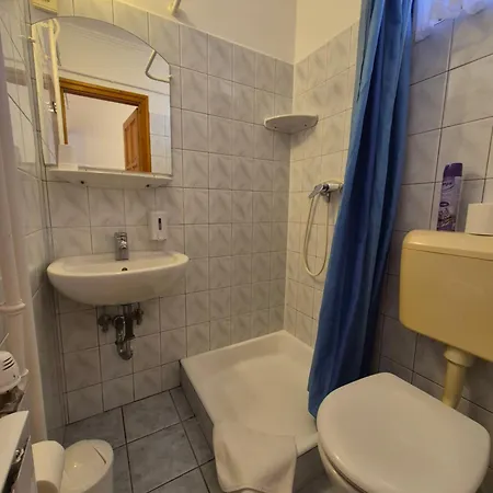 Napfeny Apartmanhaz شقة إغير