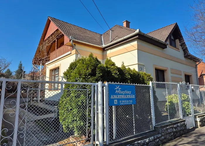 Napfeny Apartmanhaz * Eger