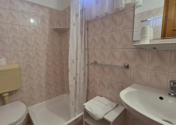 Napfeny Apartmanhaz *